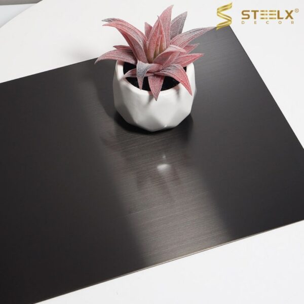 STAINLESS STEEL HAIRLINE GREY SHINY SHEET - Image 3